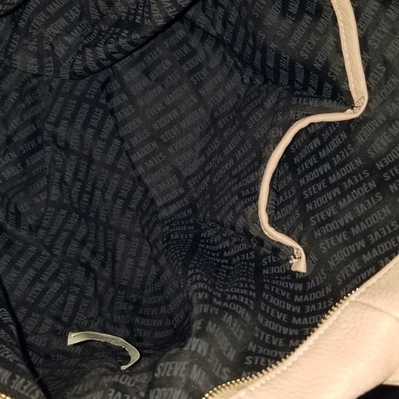 Steve Madden Large Hobo Bag in Dusty Pink - Picture 3 of 14